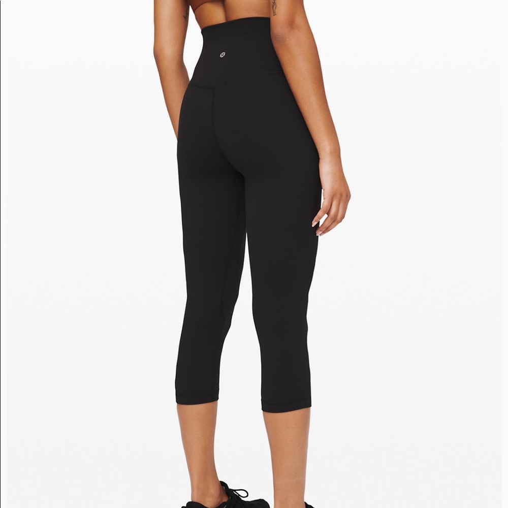 Lululemon Align Crop Black Leggings - Picture 3 of 5